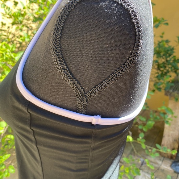 Nike Built-in Bra Black with White Trim Tank Med. - Picture 5 of 8